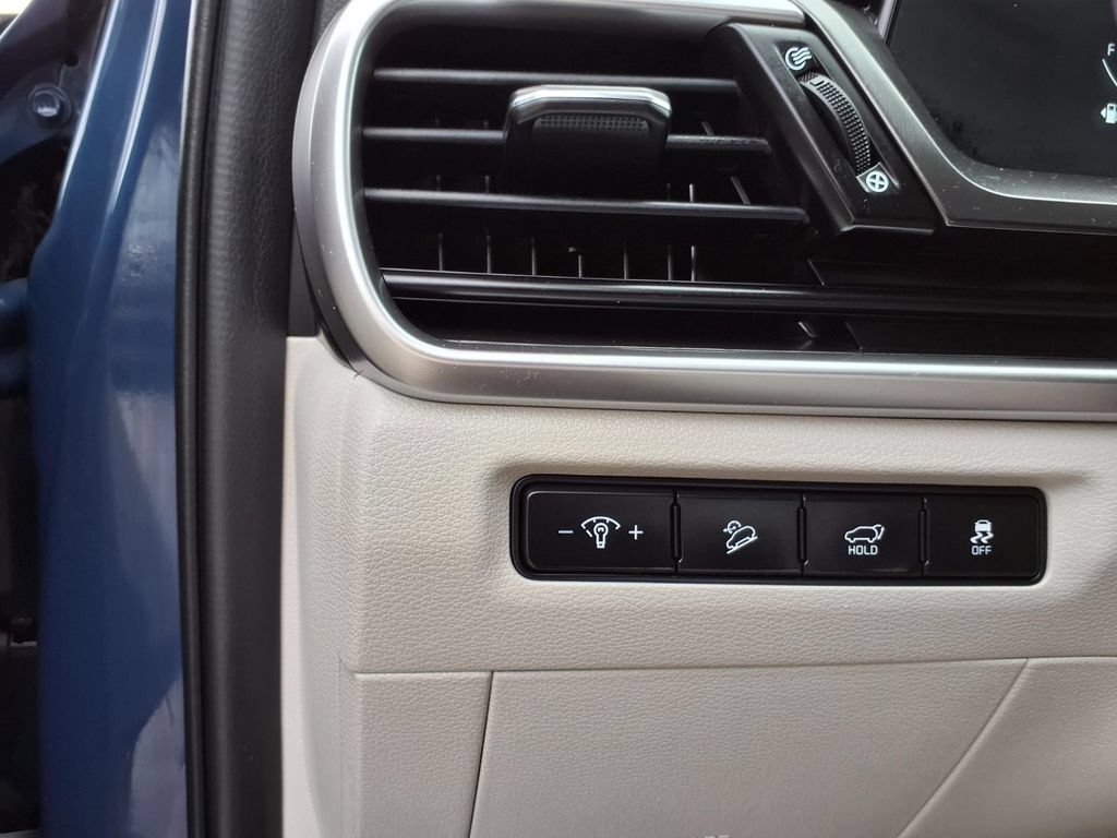 Used 2025 Kia Telluride S FWD image 21