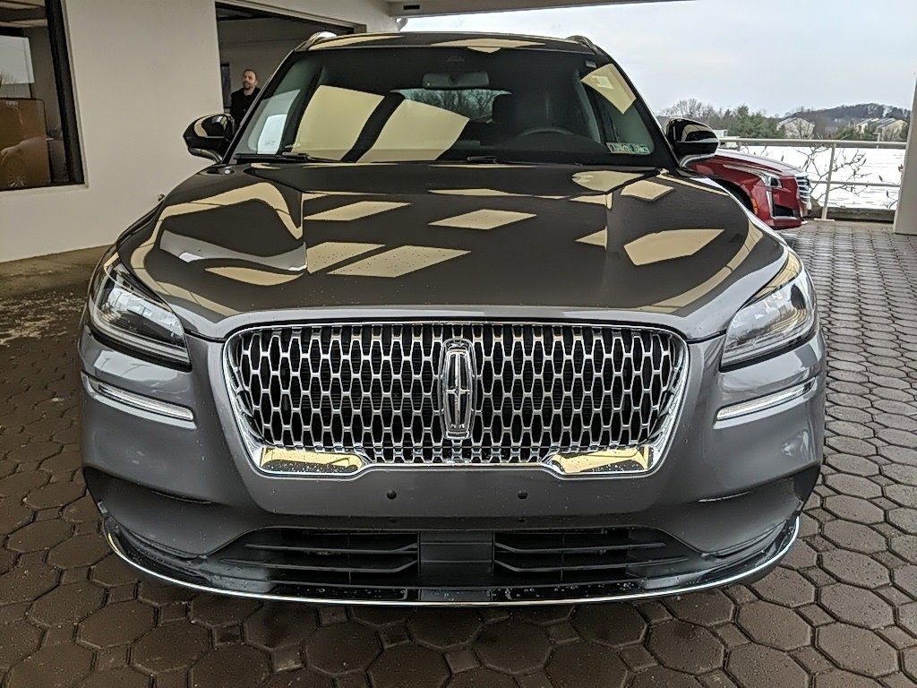 Certified 2022 Lincoln Corsair AWD w/ Equipment Group 101A image 2