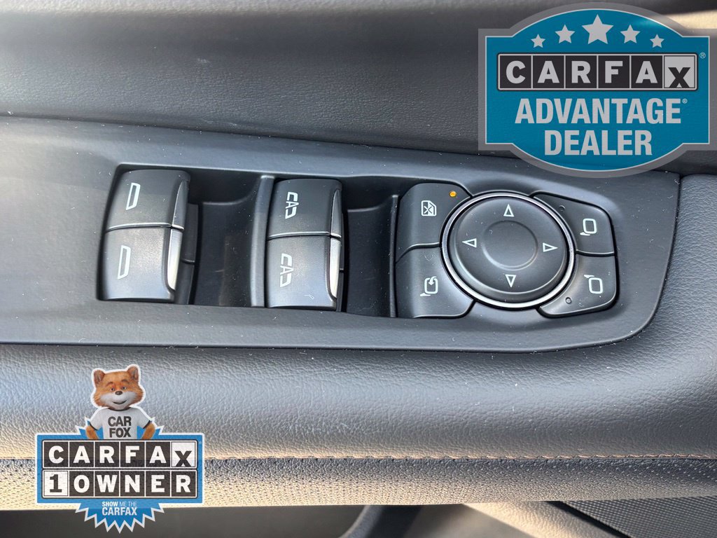 Used 2025 Chevrolet Suburban High Country AWD/4WD image 21