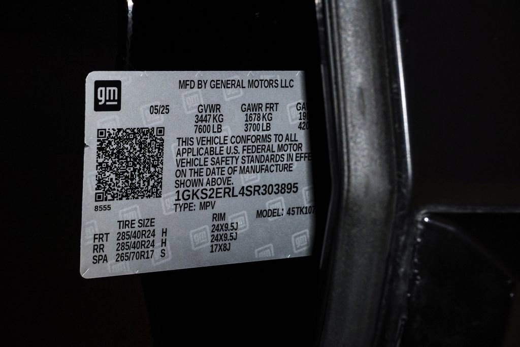 Used 2025 GMC Yukon Denali Ultimate AWD/4WD image 40