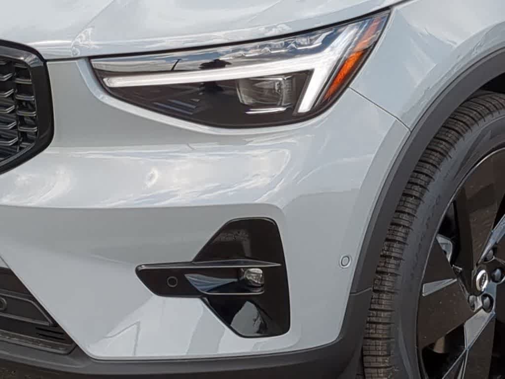 New 2026 Volvo XC40 B5 Ultra w/ Protection Package Premier AWD/4WD image 10