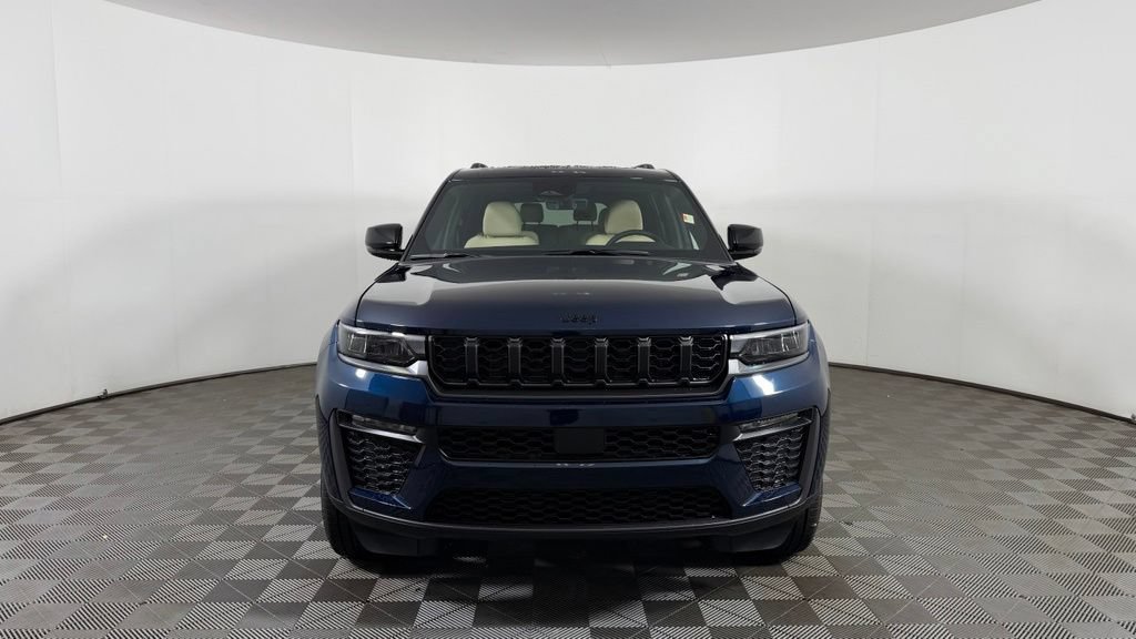 New 2026 Jeep Grand Cherokee L Limited w/ Limited Altitude Package AWD/4WD video 2