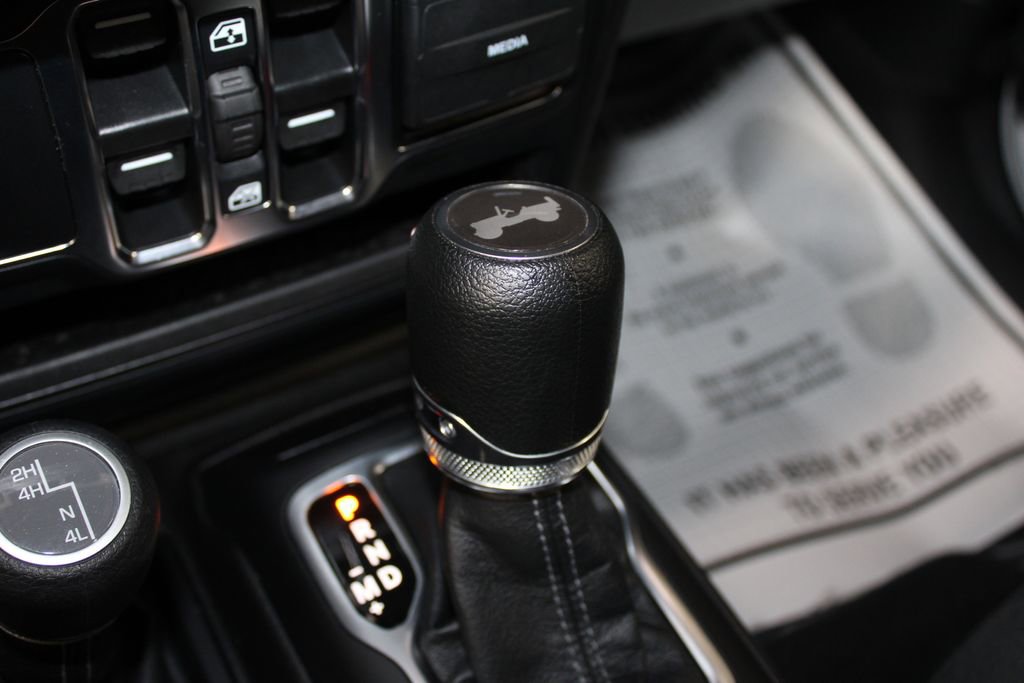 Used 2024 Jeep Wrangler Sport S image 49