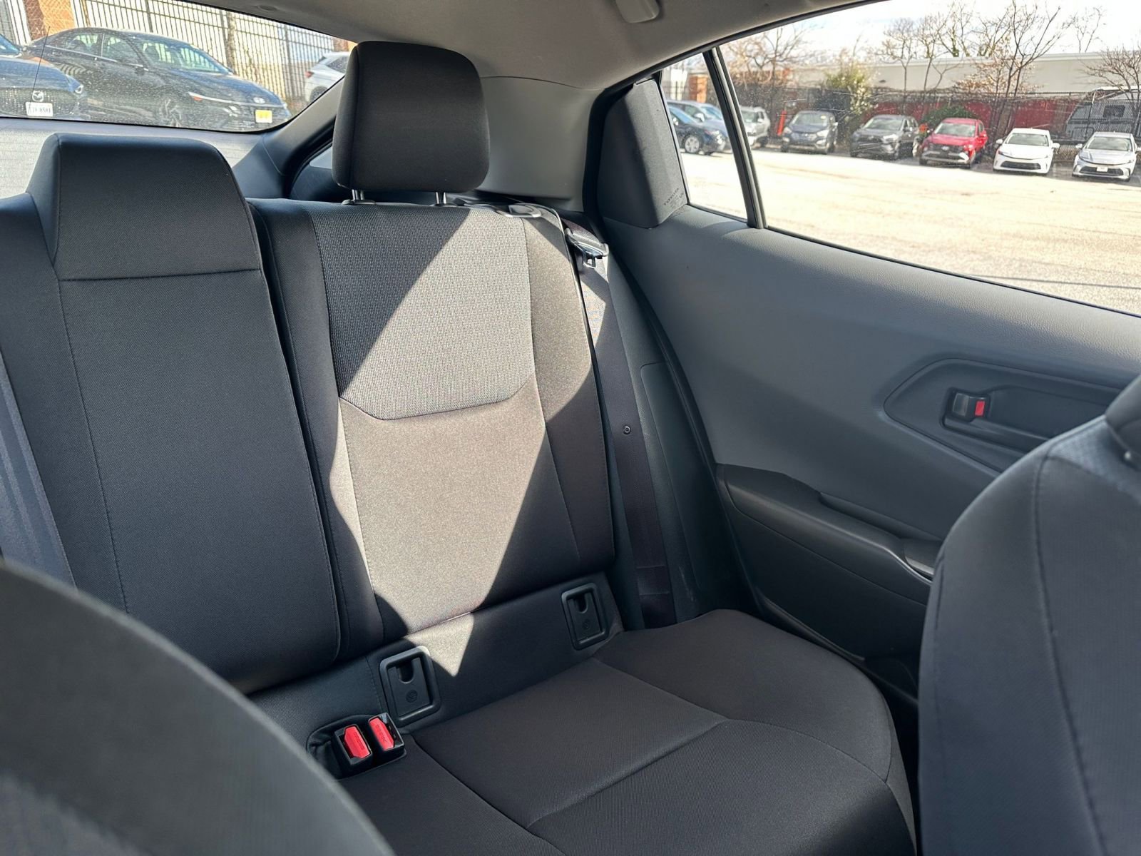 Used 2025 Toyota Prius LE image 35