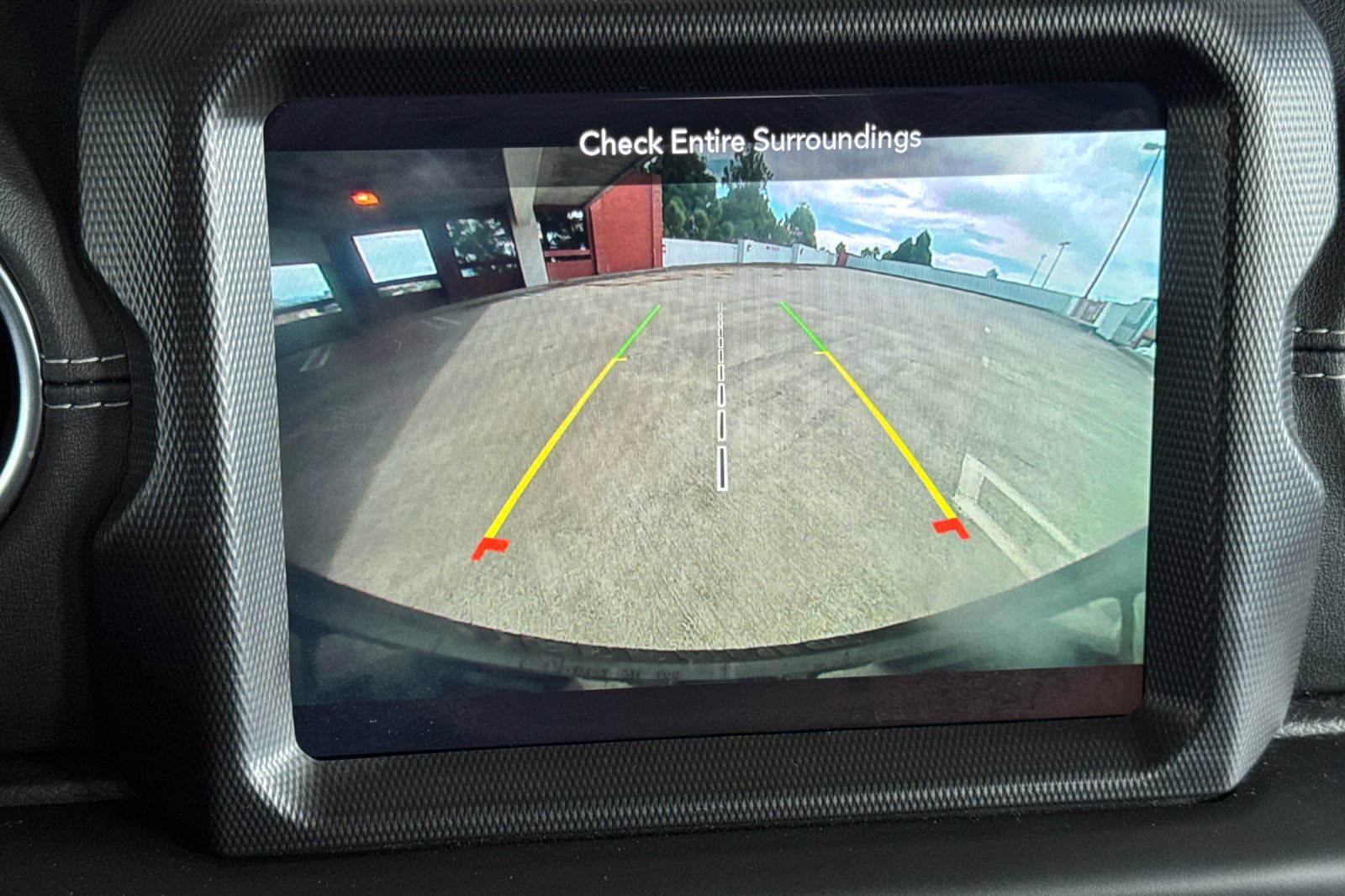 Used 2022 Jeep Wrangler Unlimited Sahara AWD/4WD image 25