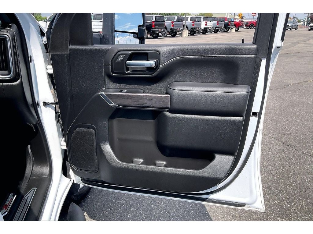 Used 2022 Chevrolet Silverado 3500 LTZ AWD/4WD image 25