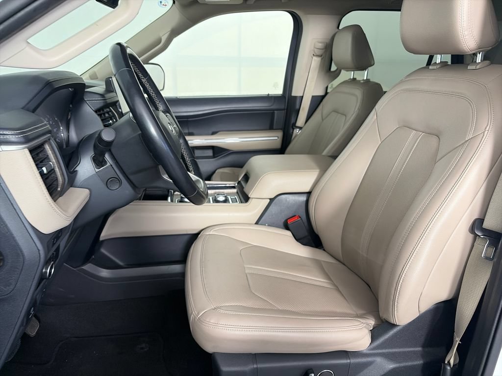 Used 2024 Ford Expedition Max Limited AWD/4WD image 11