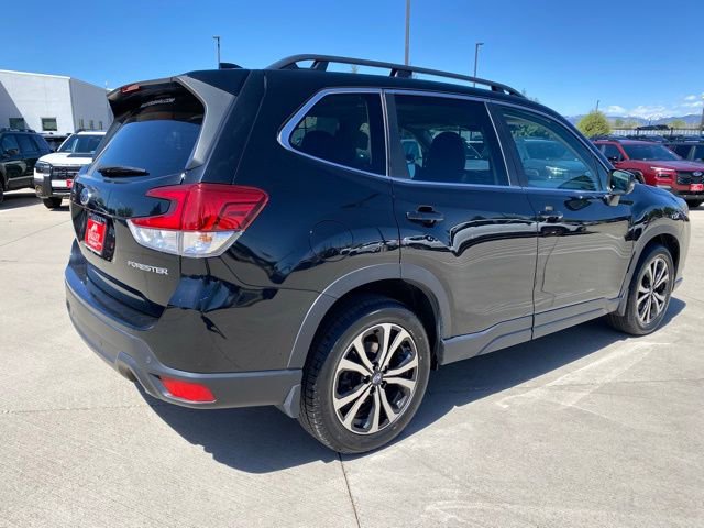 Used 2022 Subaru Forester Limited AWD/4WD image 5