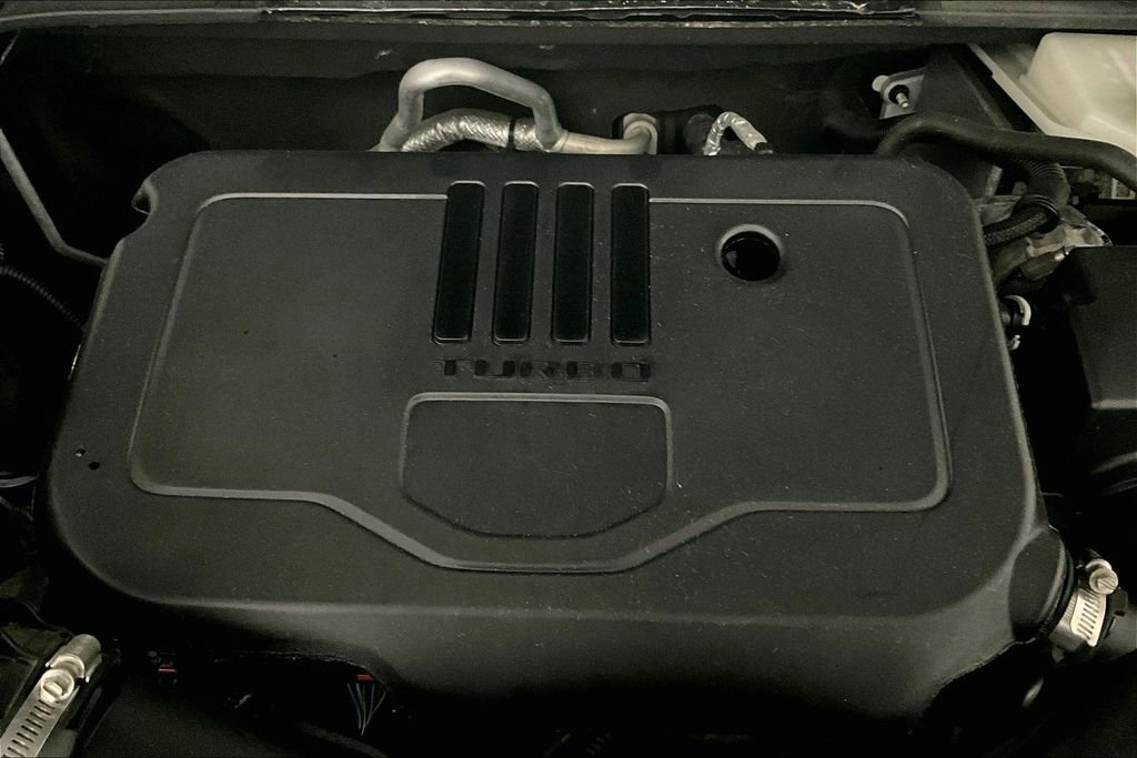 Used 2023 GMC Acadia SLT image 30