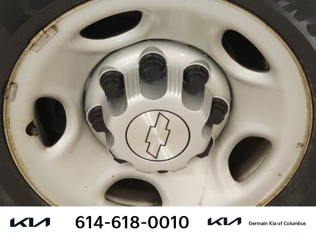 Used 2017 Chevrolet Express 2500 Work Van image 12