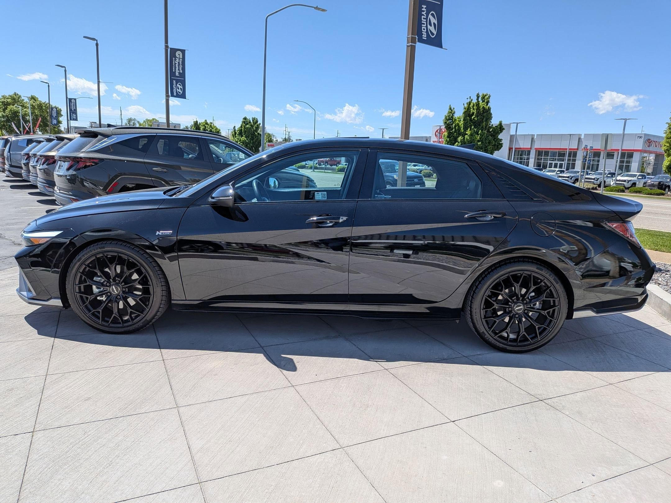 Used 2025 Hyundai Elantra N Line FWD image 9