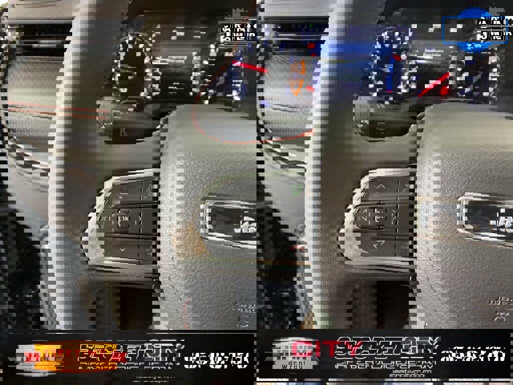 Used 2024 Jeep Compass Trailhawk w/ Trailhawk Convenience Group image 14