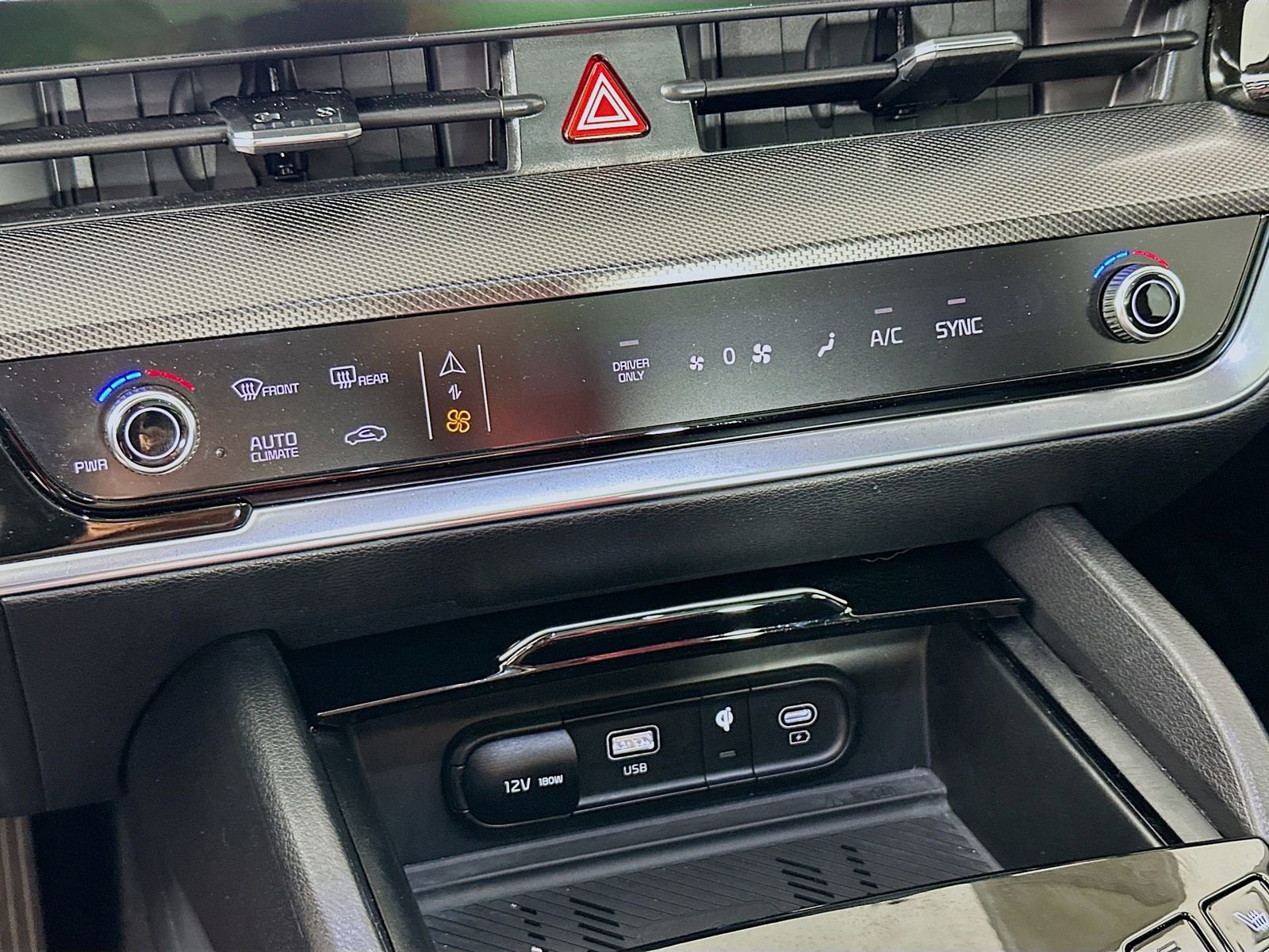 Used 2024 Kia Sportage SX Prestige AWD/4WD image 16