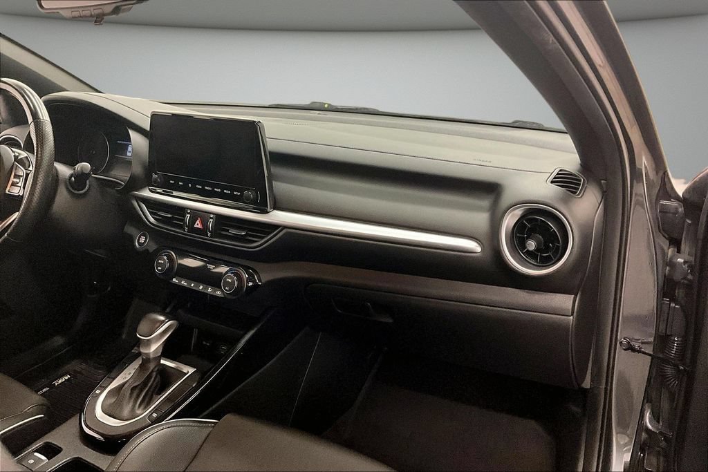 Used 2022 Kia Forte GT-Line w/ GT-Line Technology Package FWD image 26