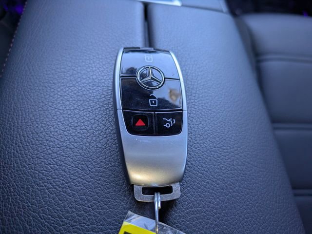 Used 2022 Mercedes-Benz E 53 AMG 4MATIC Sedan image 38