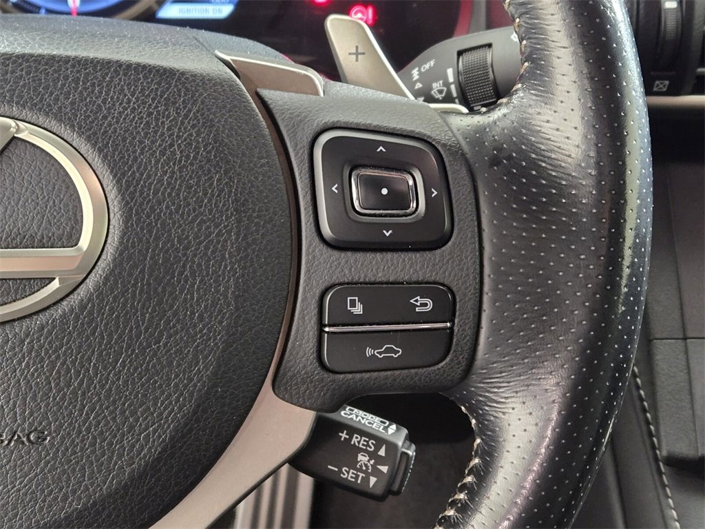 Used 2017 Lexus RC 200t F Sport image 29