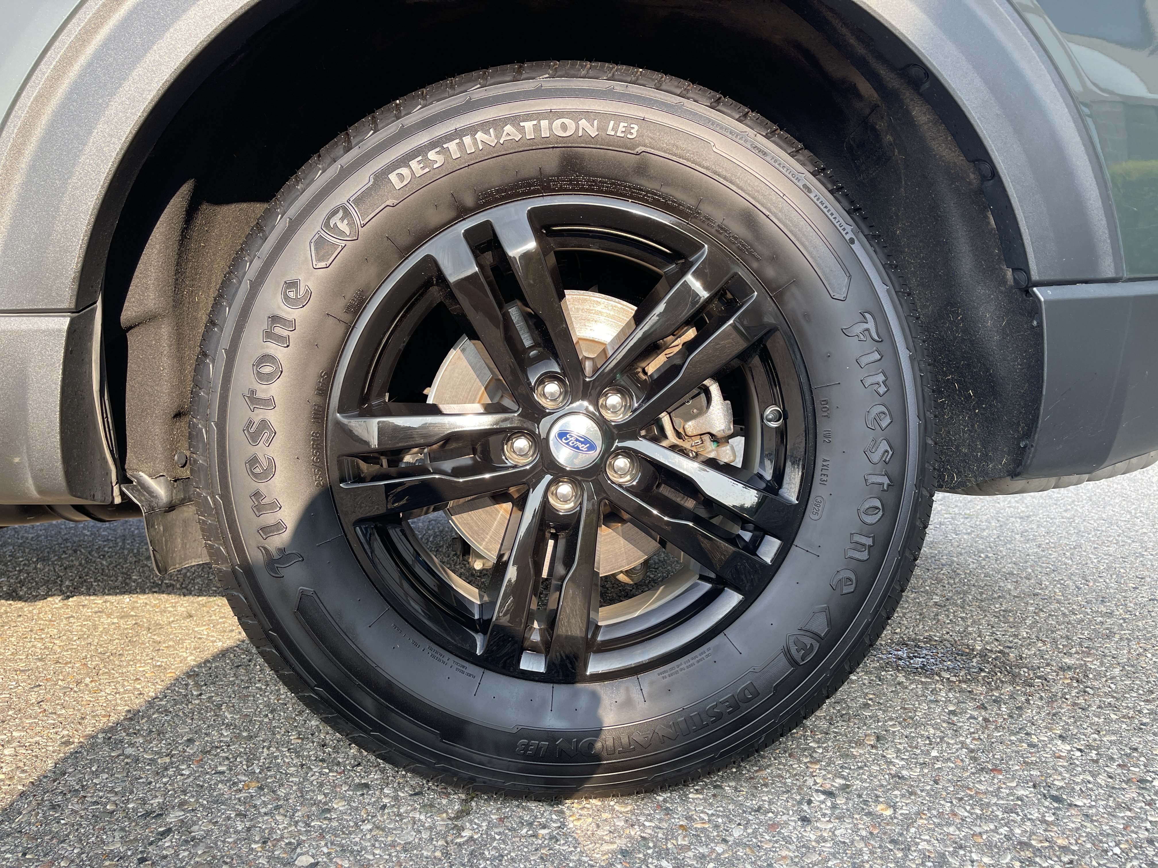 Used 2023 Ford Explorer XLT AWD/4WD image 22