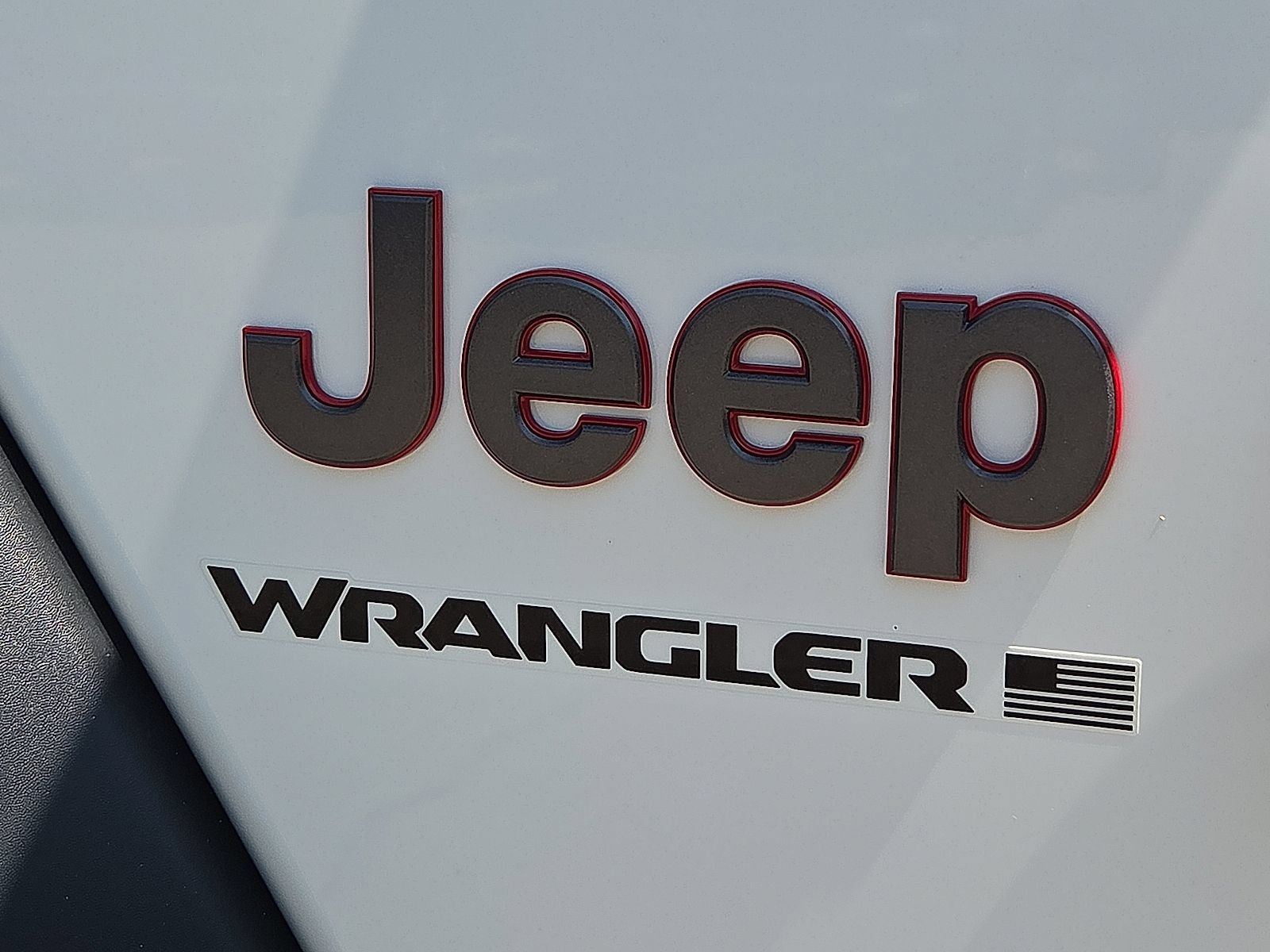 Used 2025 Jeep Wrangler Unlimited Rubicon AWD/4WD image 9