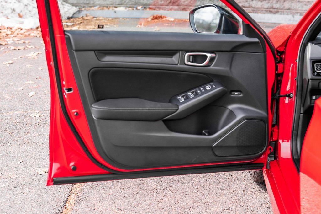 Used 2025 Honda Civic Sport image 22