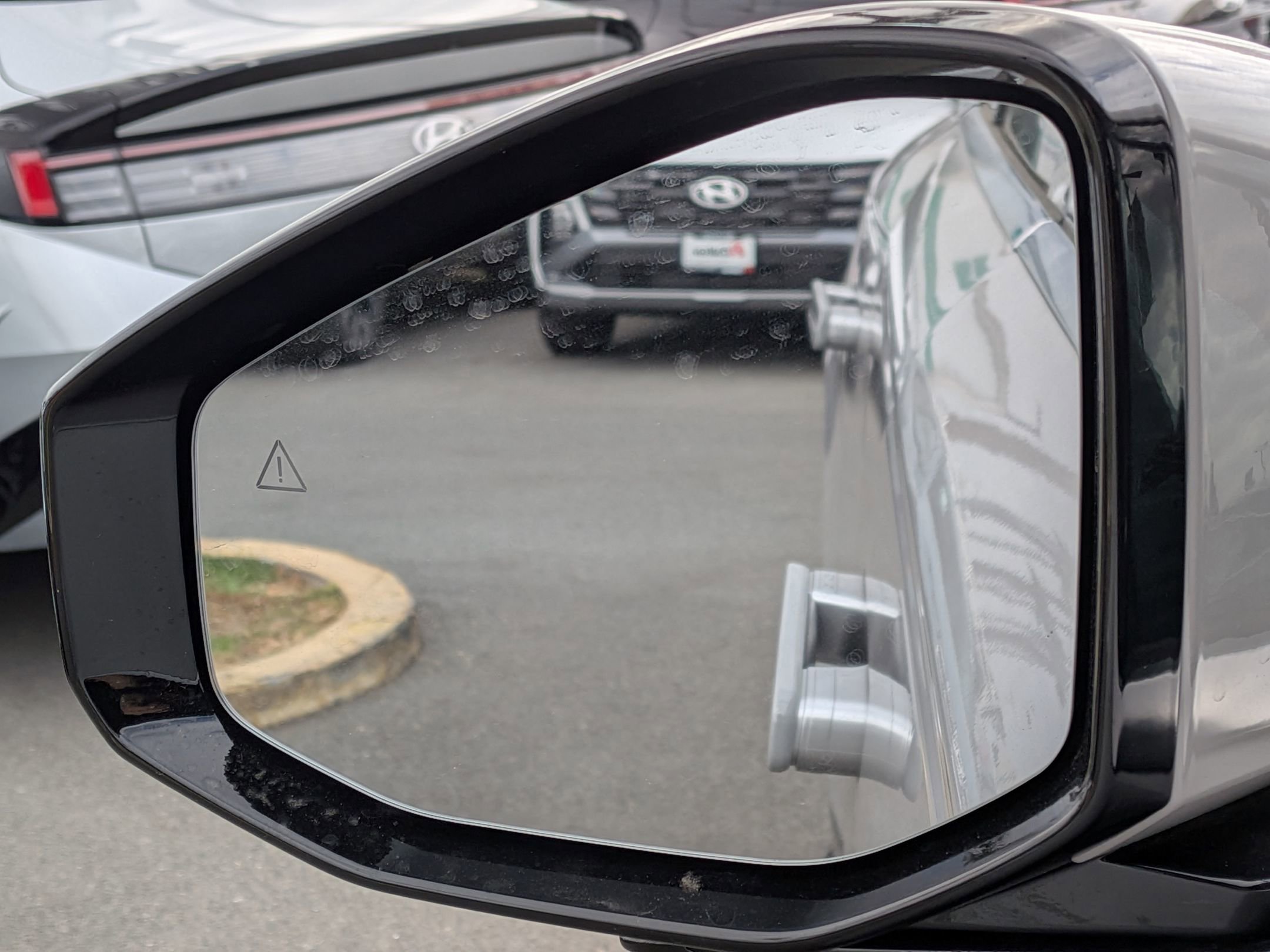 New 2026 Hyundai Ioniq 9 SEL image 15