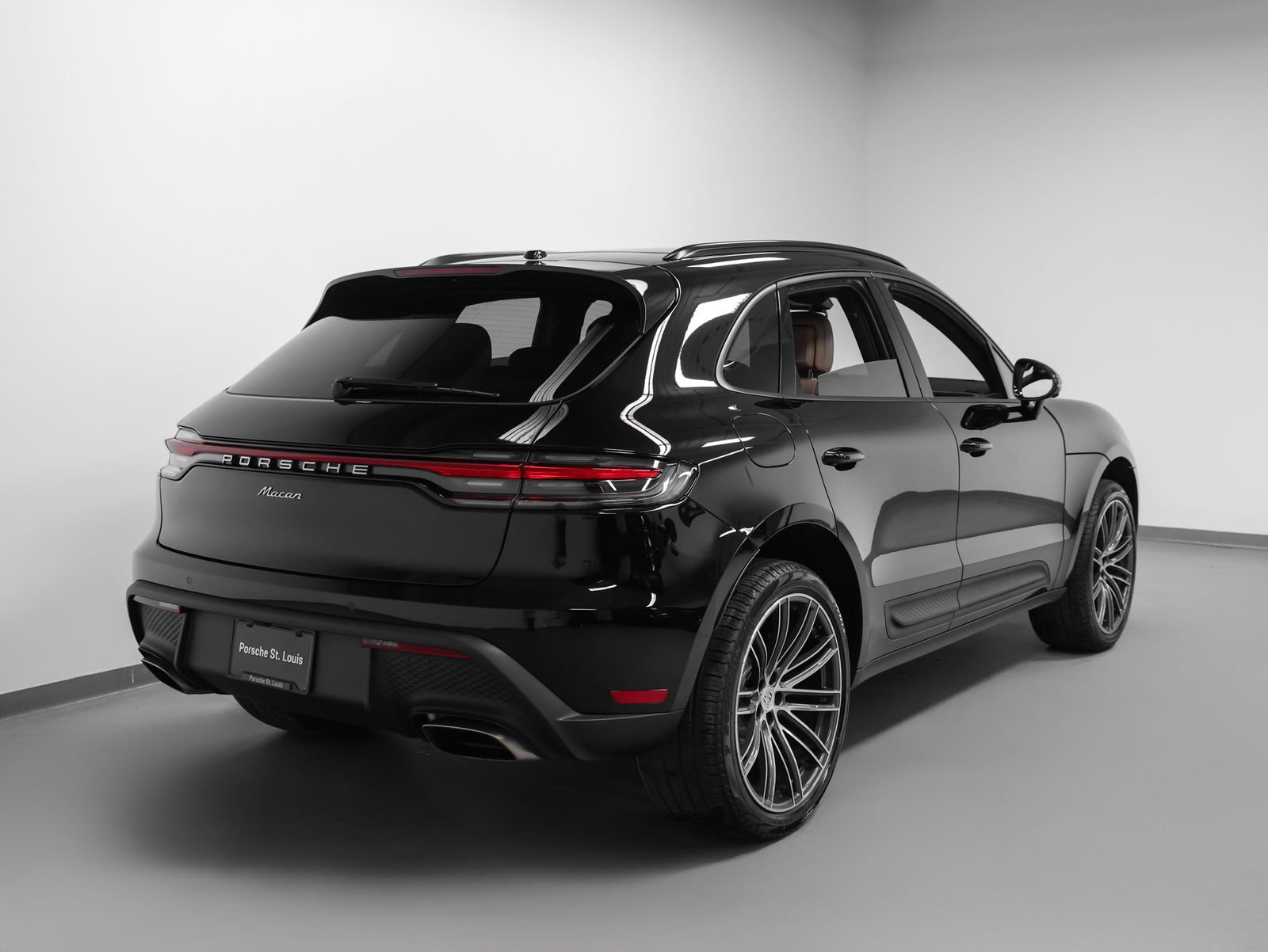 New 2026 Porsche Macan AWD/4WD image 12