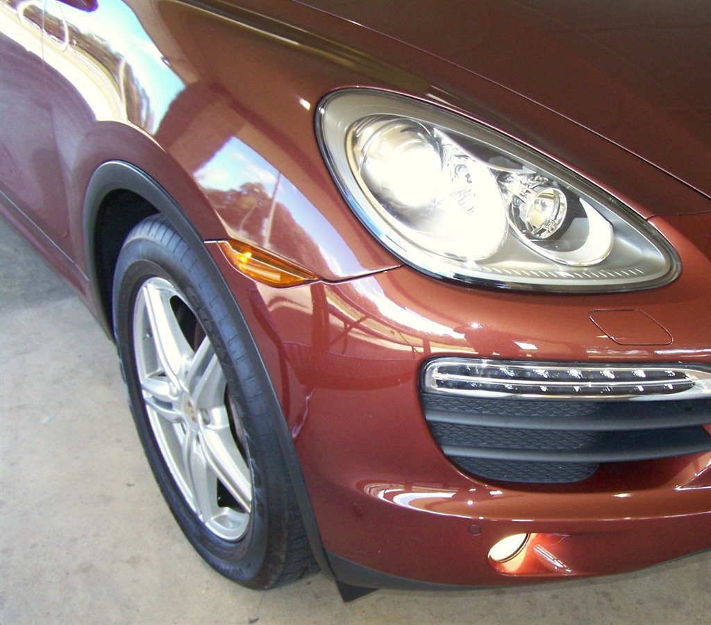 Used 2012 Porsche Cayenne S image 32