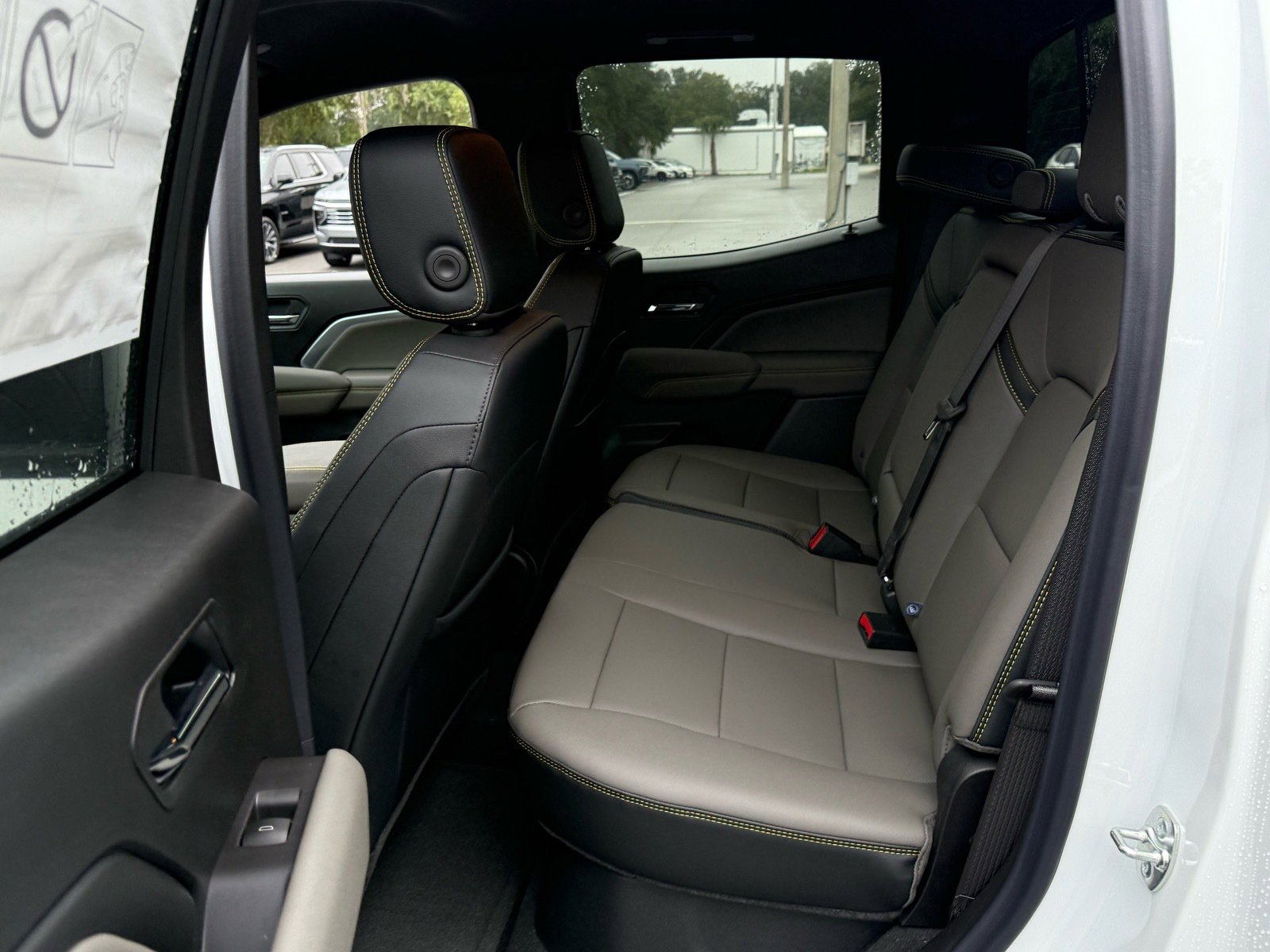 New 2026 Chevrolet Colorado ZR2 w/ Technology Package image 12