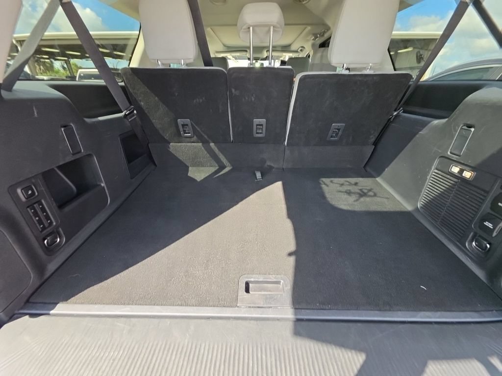 Used 2025 Ford Expedition Max Active RWD image 8