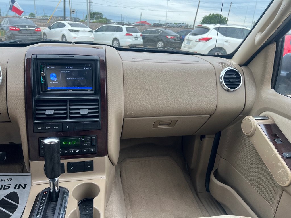 Used 2008 Ford Explorer Limited RWD image 17