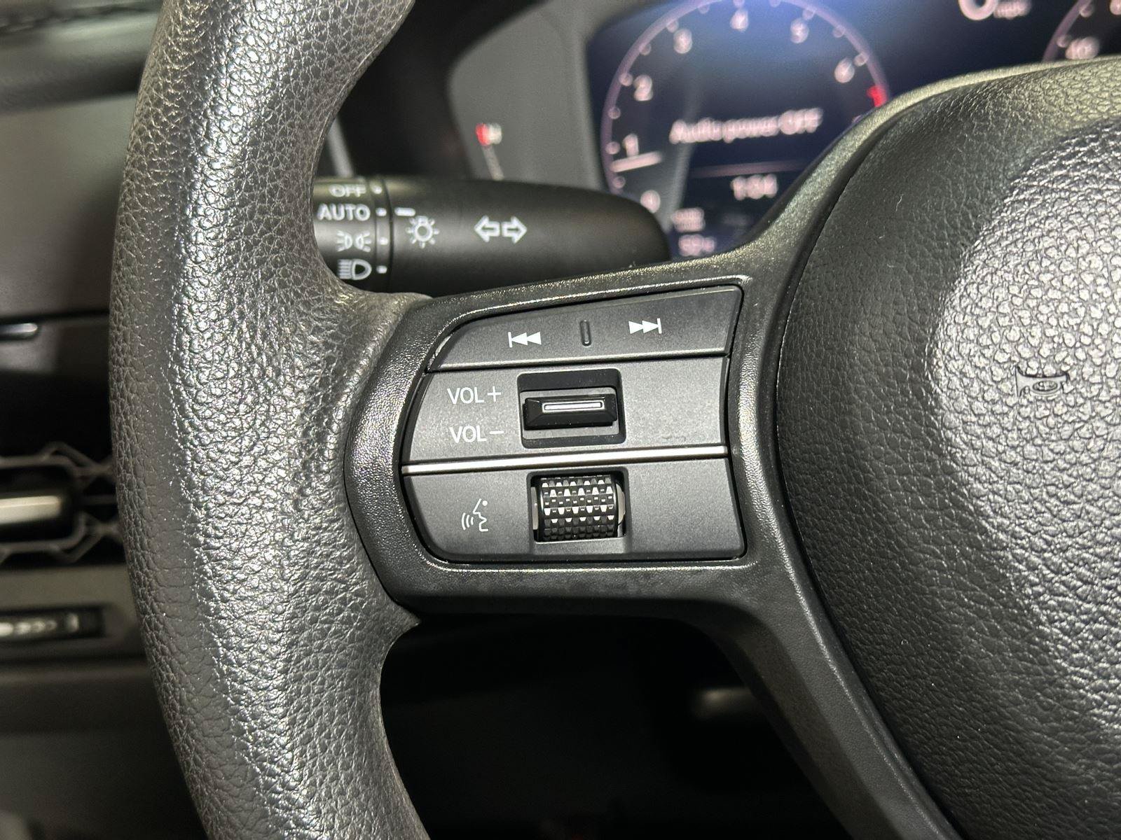 Certified 2023 Honda Accord LX image 24