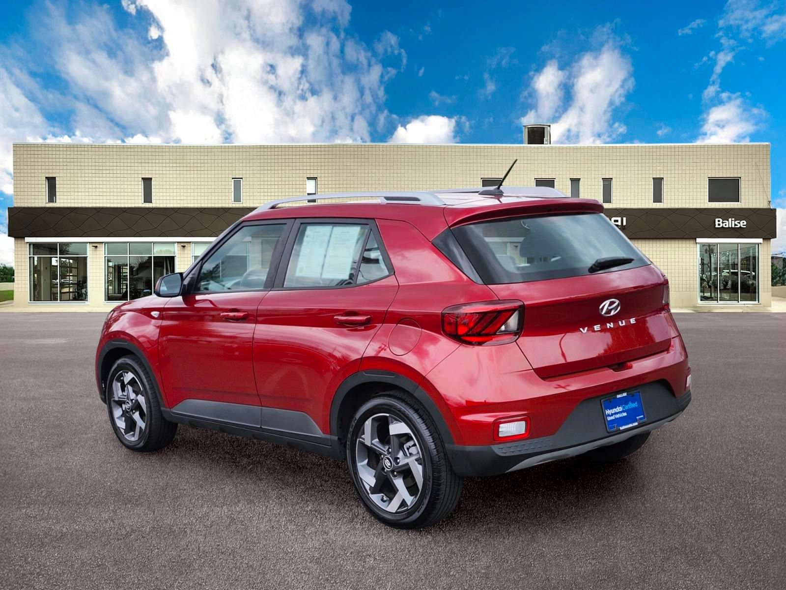 Certified 2026 Hyundai Venue SEL FWD image 5