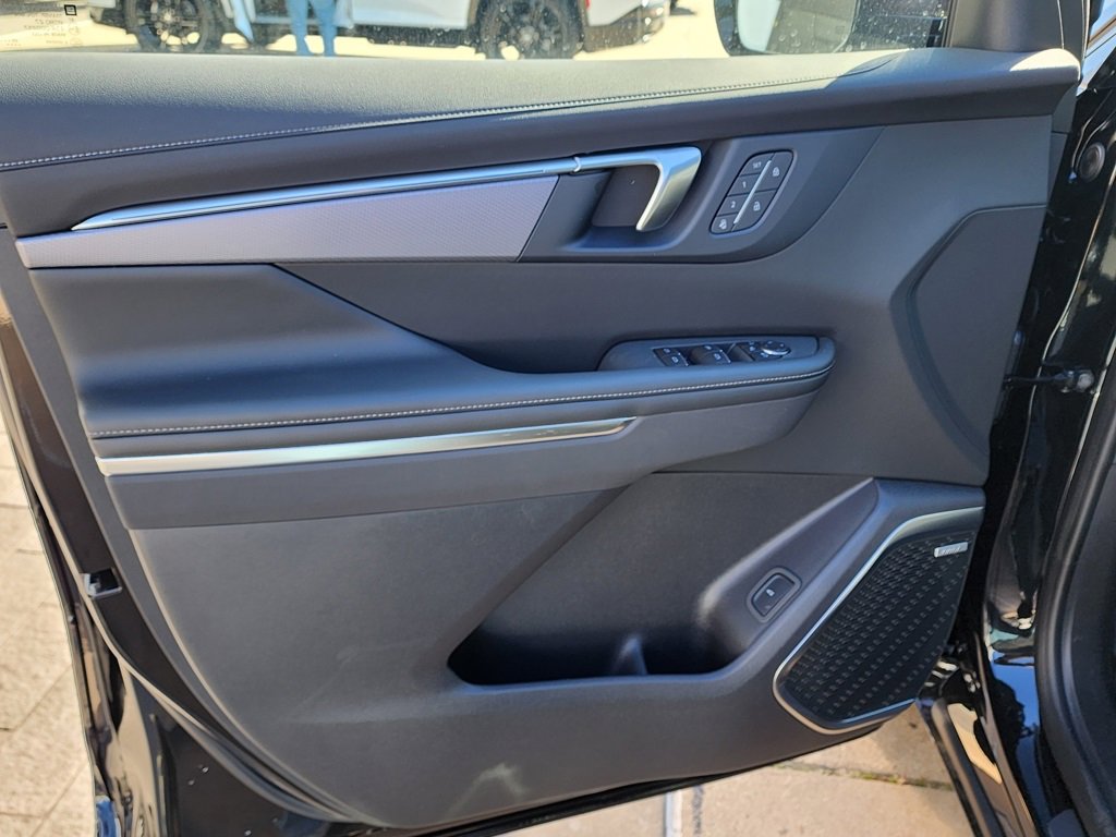 New 2026 Buick Enclave Sport Touring w/ Super Cruise Package image 13