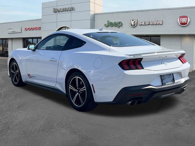 Used 2024 Ford Mustang Premium image 5