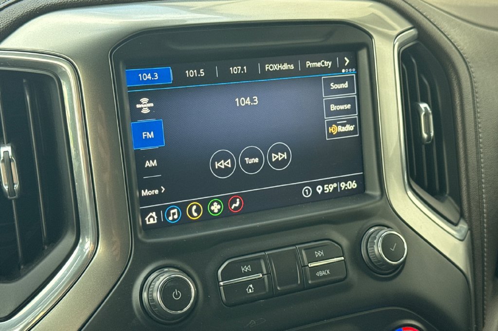 Used 2020 Chevrolet Silverado 1500 LTZ AWD/4WD image 20