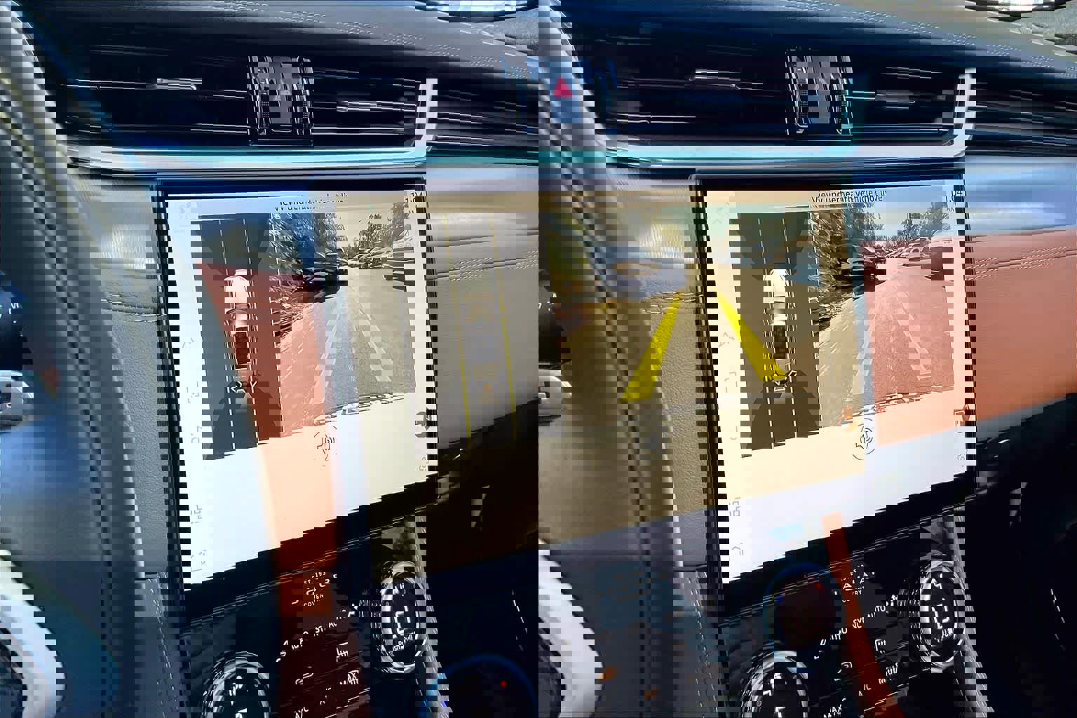 Used 2024 Jaguar F-PACE R-Dynamic S image 21