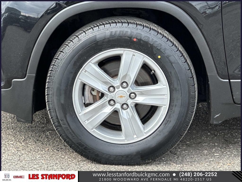 Used 2020 Chevrolet Trax LS FWD image 10