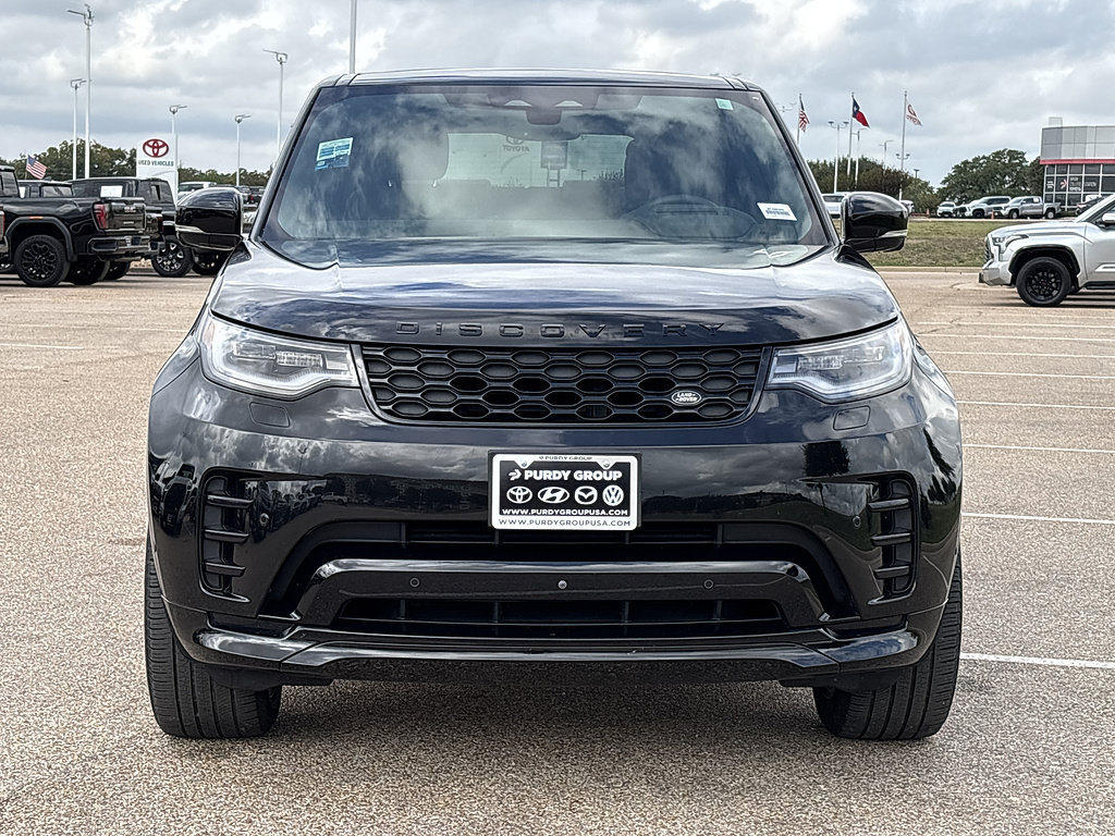 Used 2024 Land Rover Discovery Dynamic SE AWD/4WD image 4