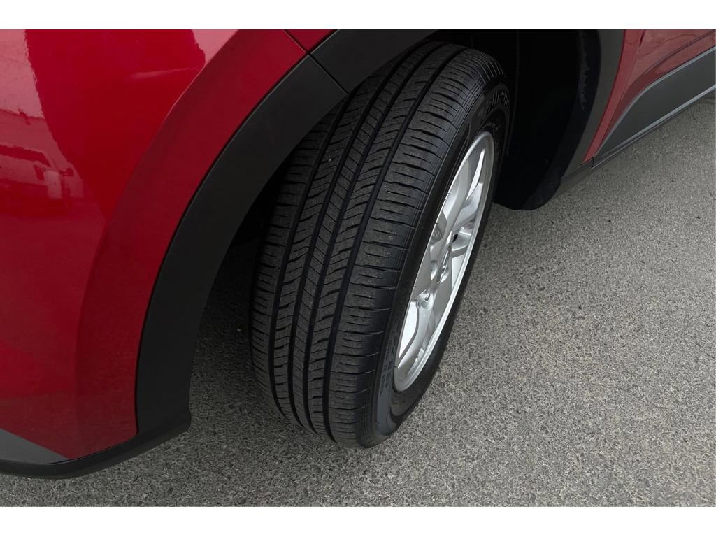 Used 2023 Hyundai Venue SE image 18