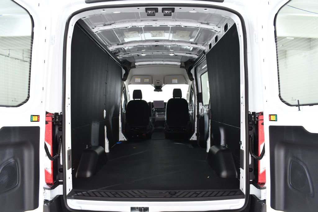 New 2026 Ford Transit 250 148 Medium Roof Extended AWD w/ Load Area Protection Package image 20