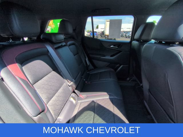 Used 2026 Chevrolet Equinox RS AWD/4WD image 27