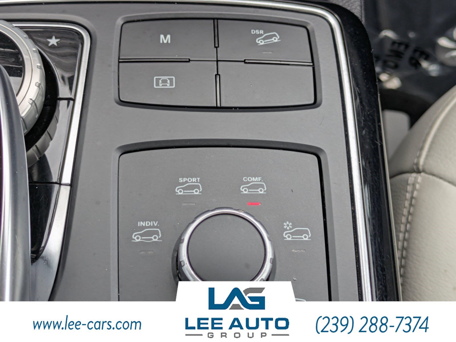 Used 2019 Mercedes-Benz GLE 400 4MATIC w/ Premium 3 Package image 33