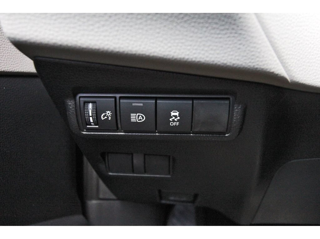Used 2026 Toyota Corolla Cross L FWD image 20