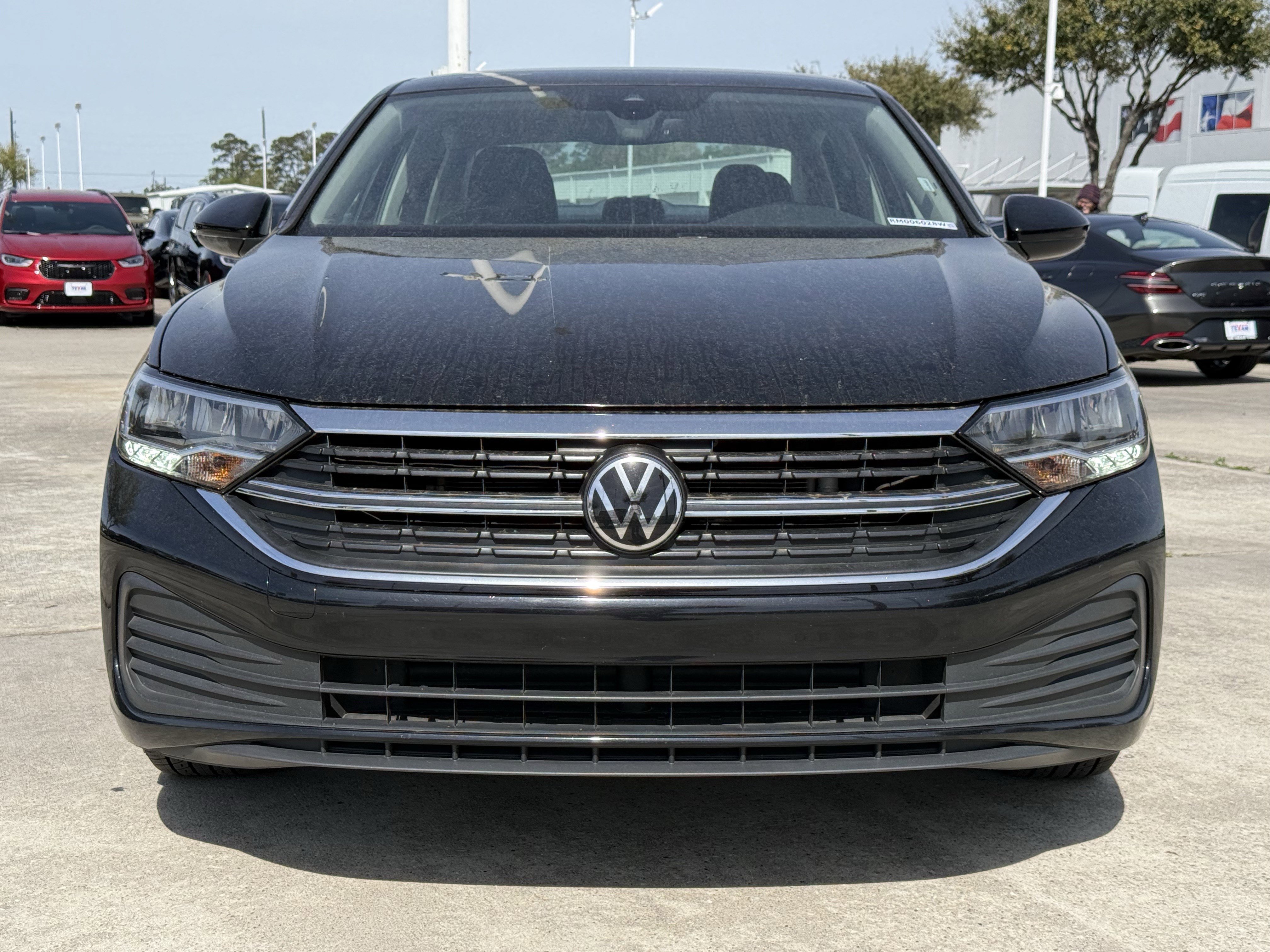 Used 2024 Volkswagen Jetta SE image 11