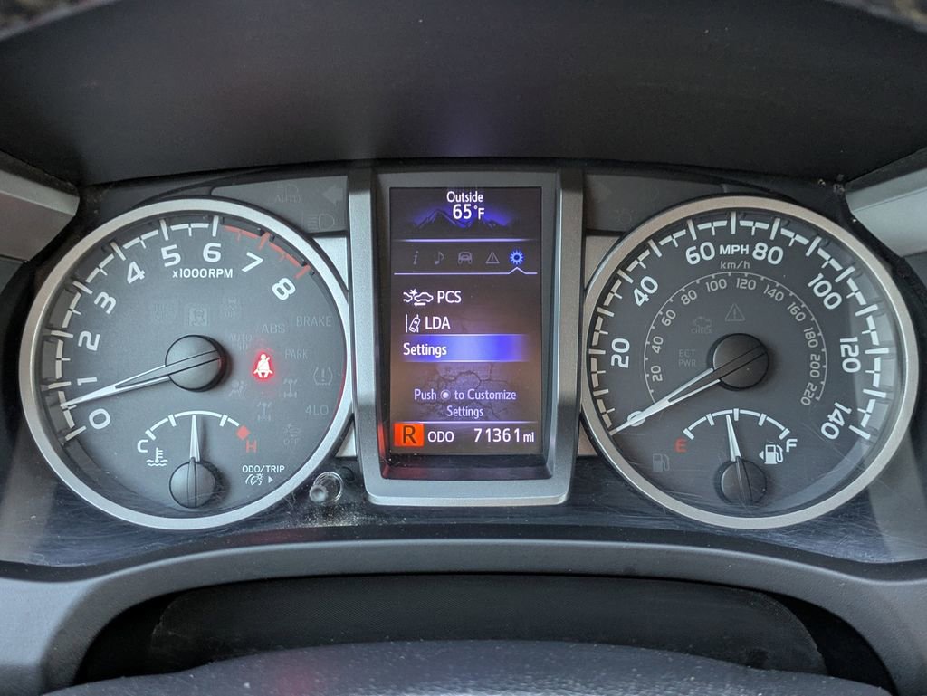 Used 2019 Toyota Tacoma SR5 RWD image 27