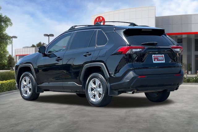 Certified 2025 Toyota RAV4 XLE FWD image 7