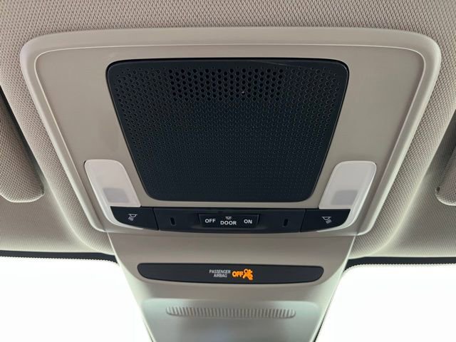 Used 2023 Honda HR-V LX image 30