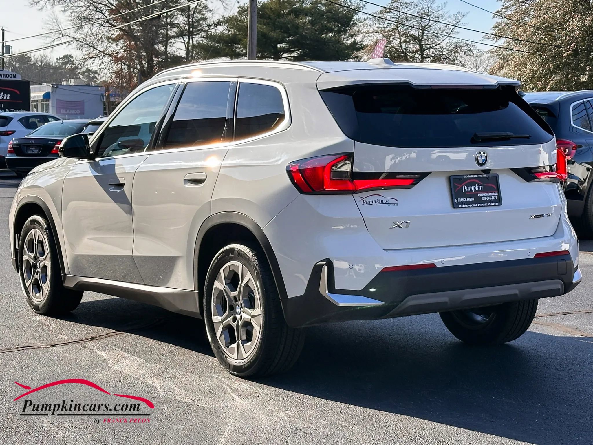 Used 2023 BMW X1 xDrive28i w/ Premium Package image 4