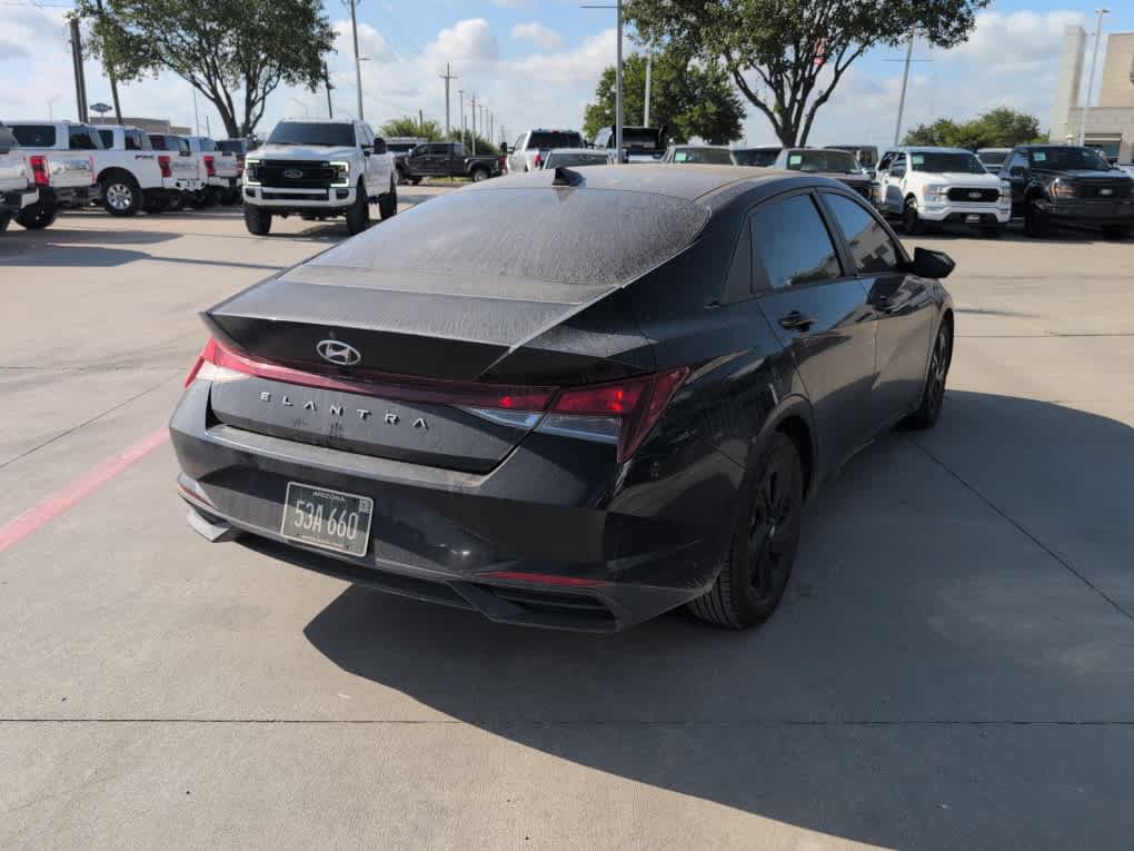 Used 2021 Hyundai Elantra SEL w/ Convenience Package FWD image 5