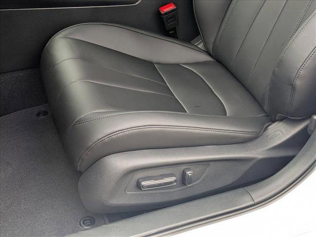 New 2025 Acura Integra image 4