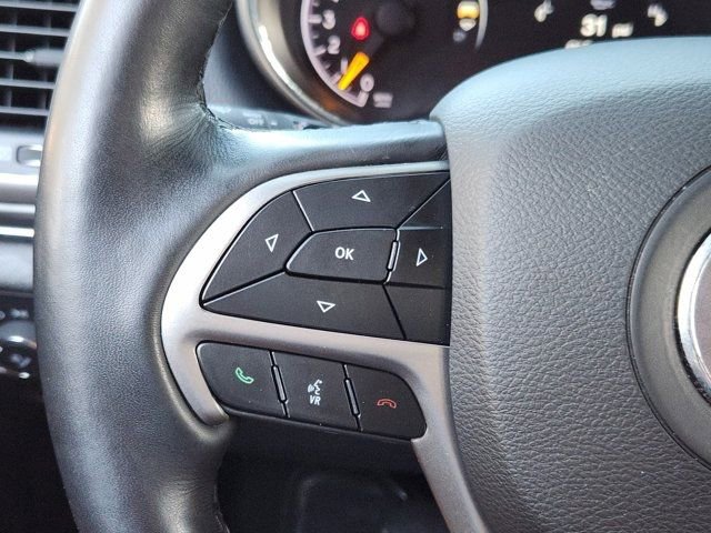 Used 2022 Jeep Grand Cherokee Limited w/ Trailer Tow Group IV image 30